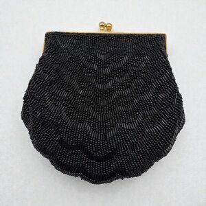 VINTAGE BLACK BEADED EVENING BAG — ART DECO STYLE CLUTCH W/ GOLD KISS LOCK